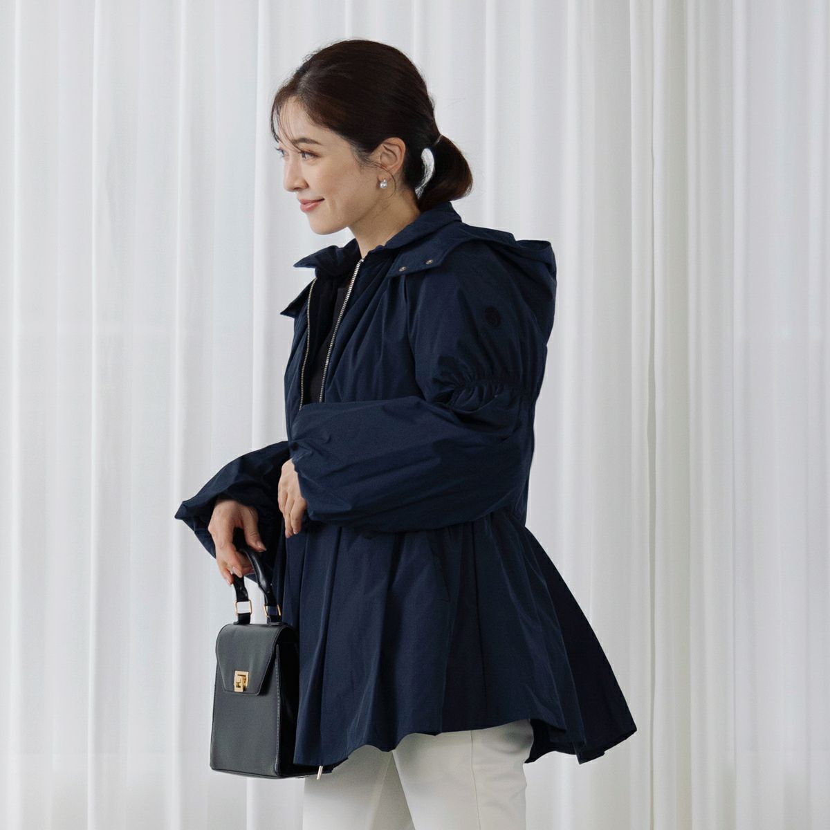 MORE SALE】【返品不可】【SONO】【ヴィクトリアダウン】フーディ 