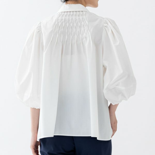 VERY掲載 完売品 Sono 白 ラジアルウェーブ タックフレアブラウス Sono - VERY掲載 完売品 Sono ホワイト ラジアルウェーブ タック