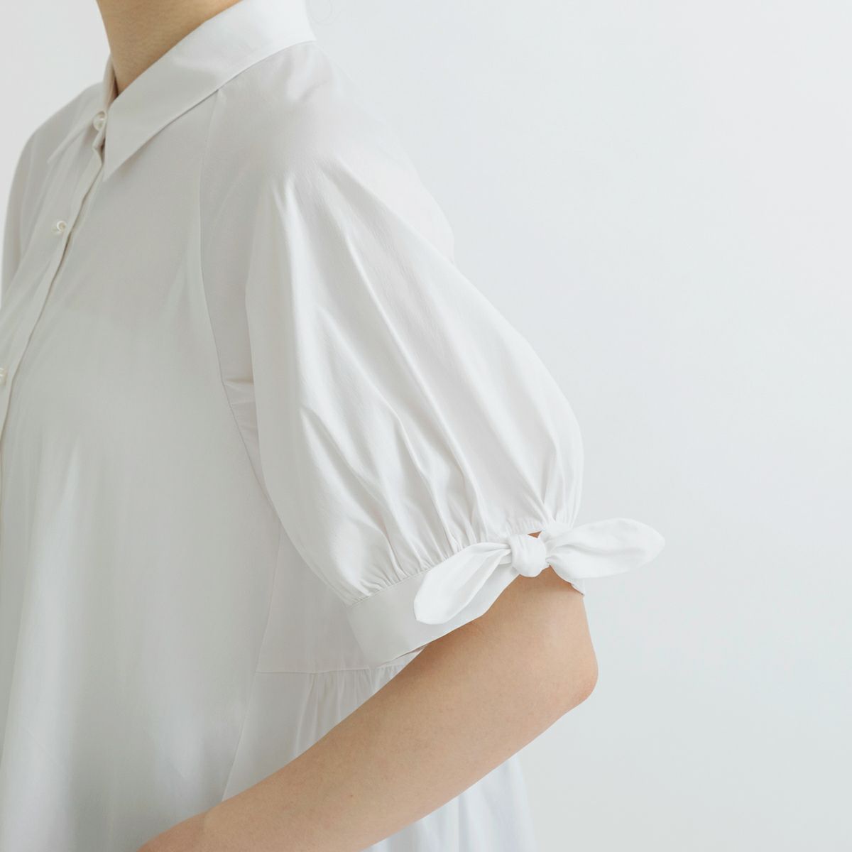 SONO】リボンカフスワイリングフレアブラウス【20250530