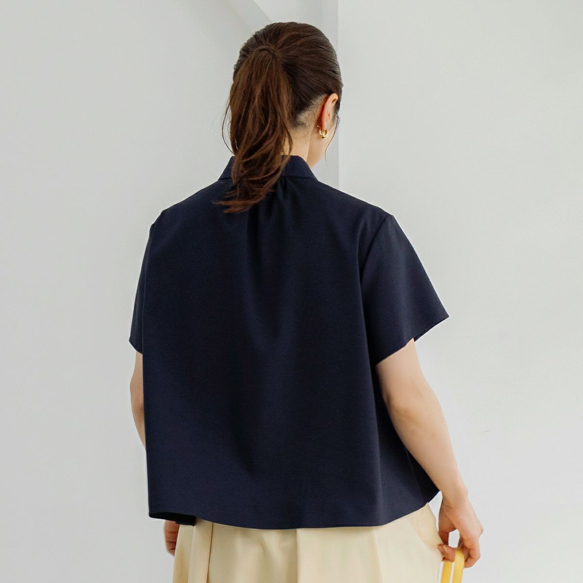 完売　ソーノ　SONO】フリルフルショートブラウス　ネイビー　18700 SONO】ショートスリーブプリマプルオーバー【20250606