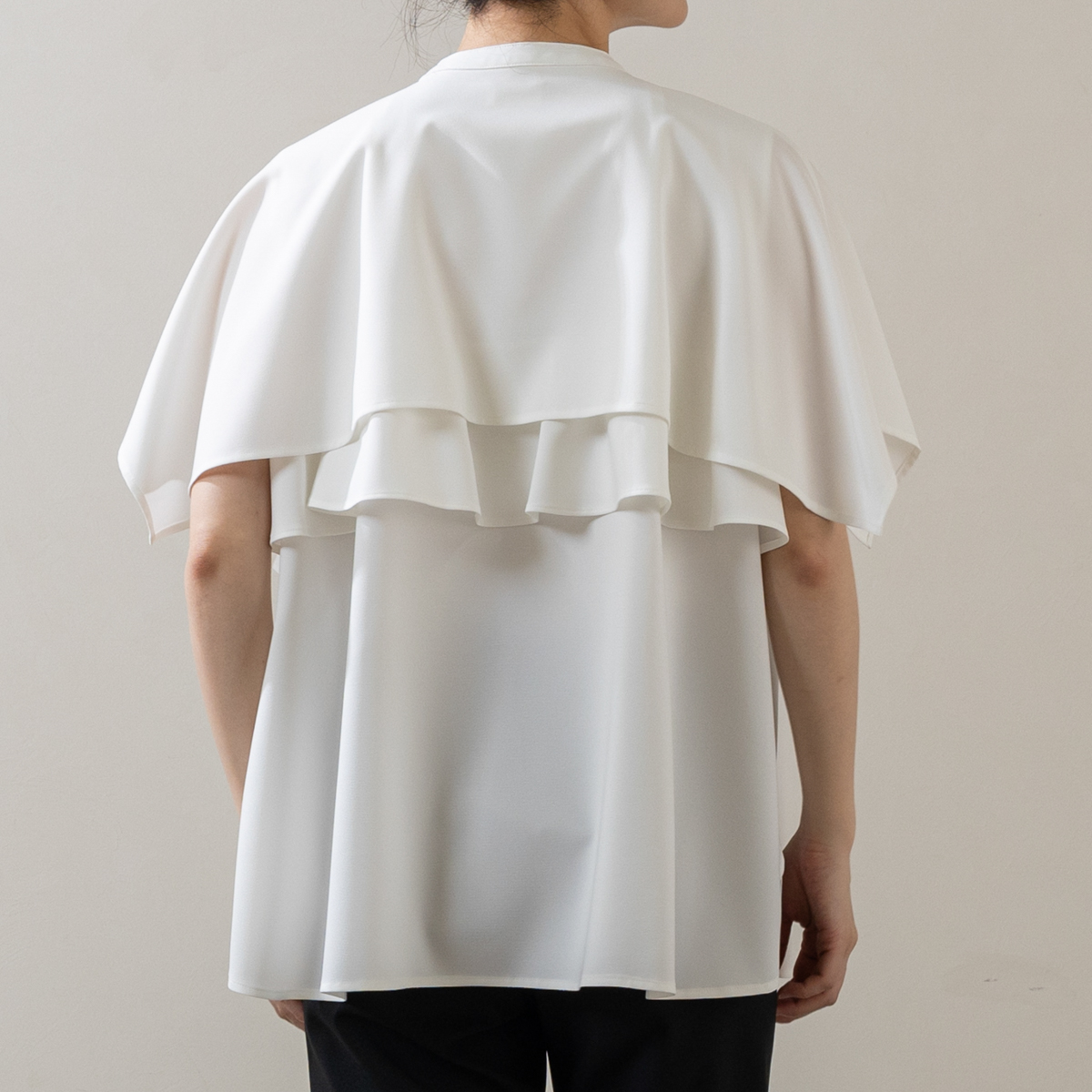完売ソーノsono ダブルフリルケープフレアブラウス