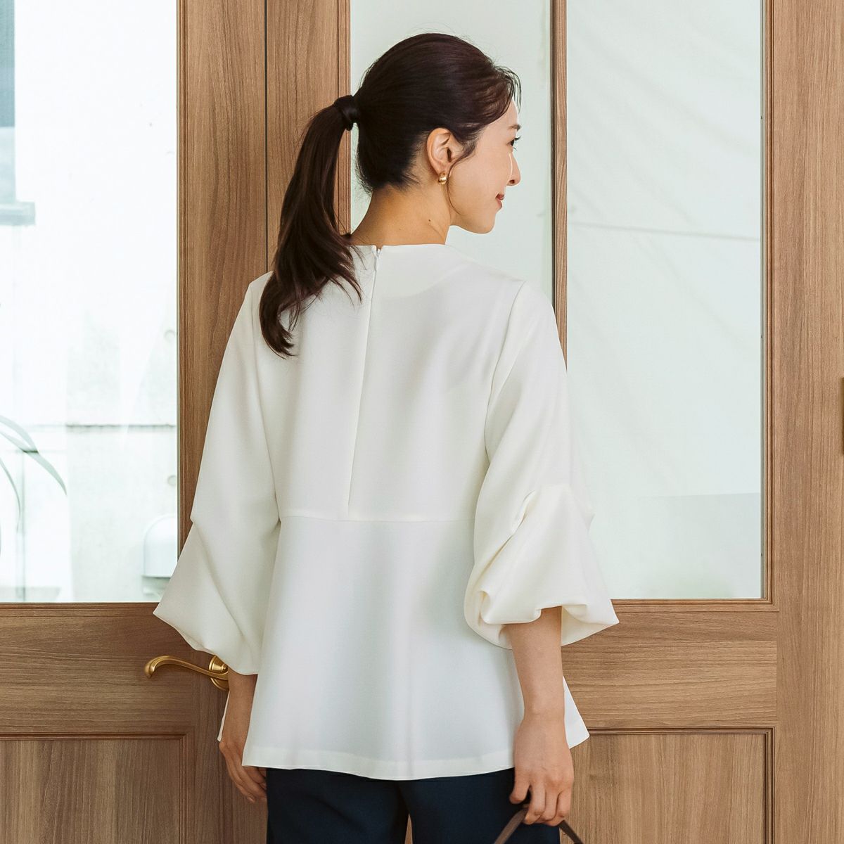 MORE SALE】【返品不可】【SONO NAVY】バウンスパールブラウス